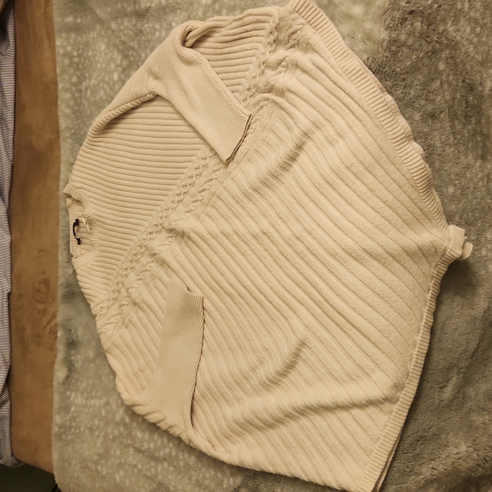 Vera wang Asymmetrical sweater